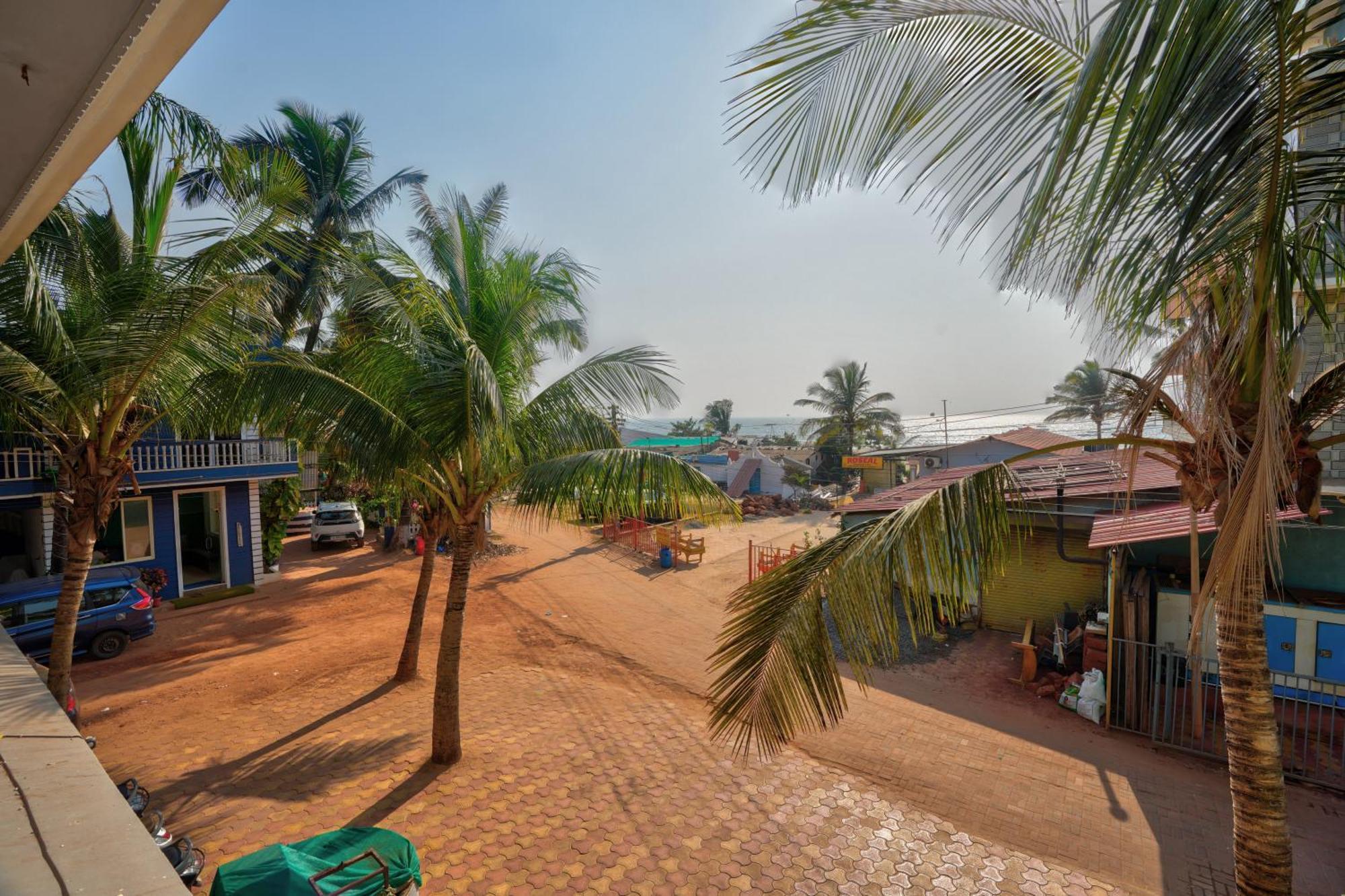 Roseal Beach Front Baga Zewnętrze zdjęcie